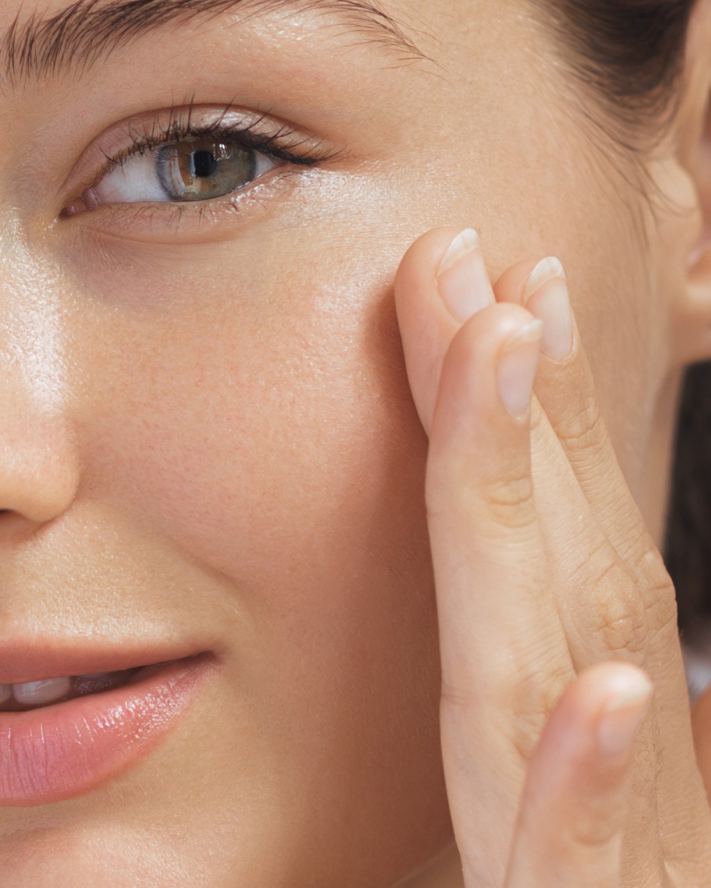 5 razões para hidratar a pele oleosa (e não a deixar de&nbsp;lado)